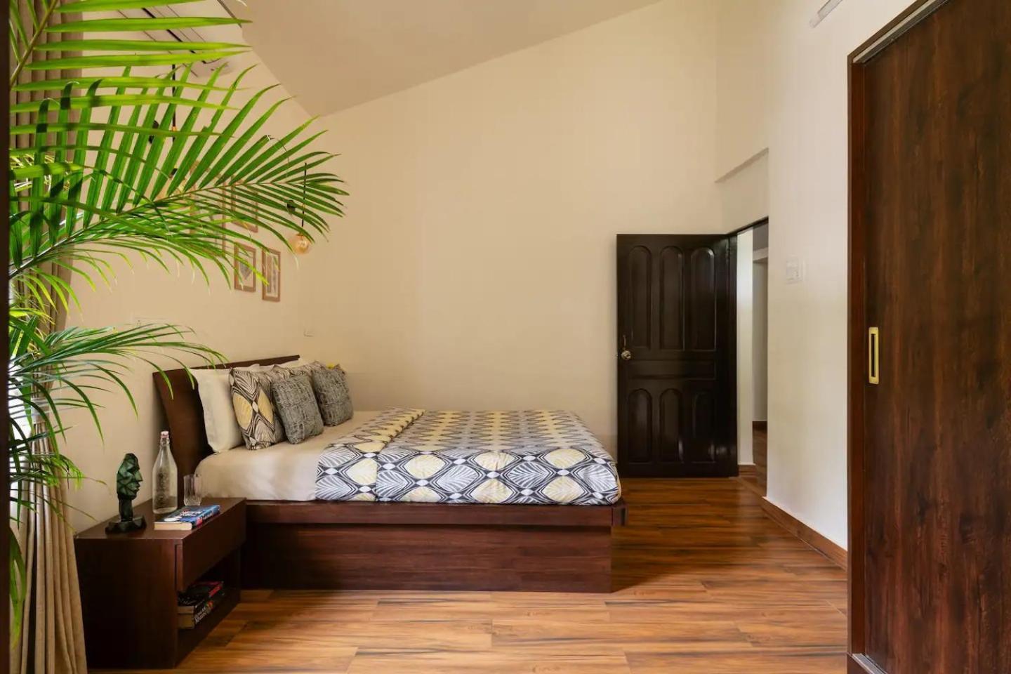 Stone Hearth Villa Anjuna Luaran gambar