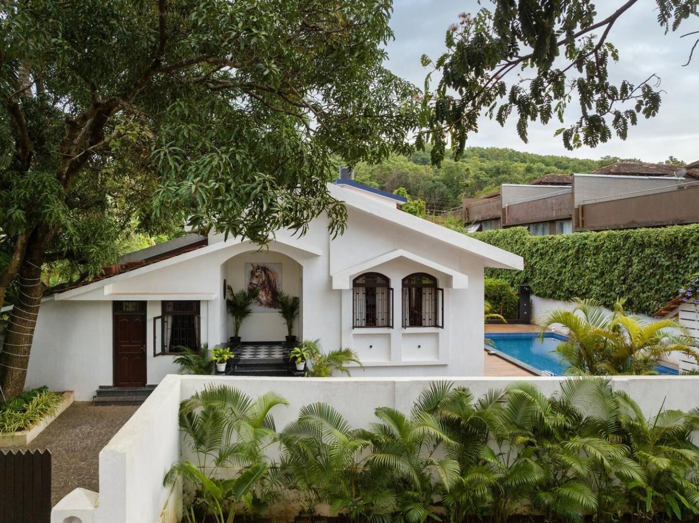 Stone Hearth Villa Anjuna Luaran gambar